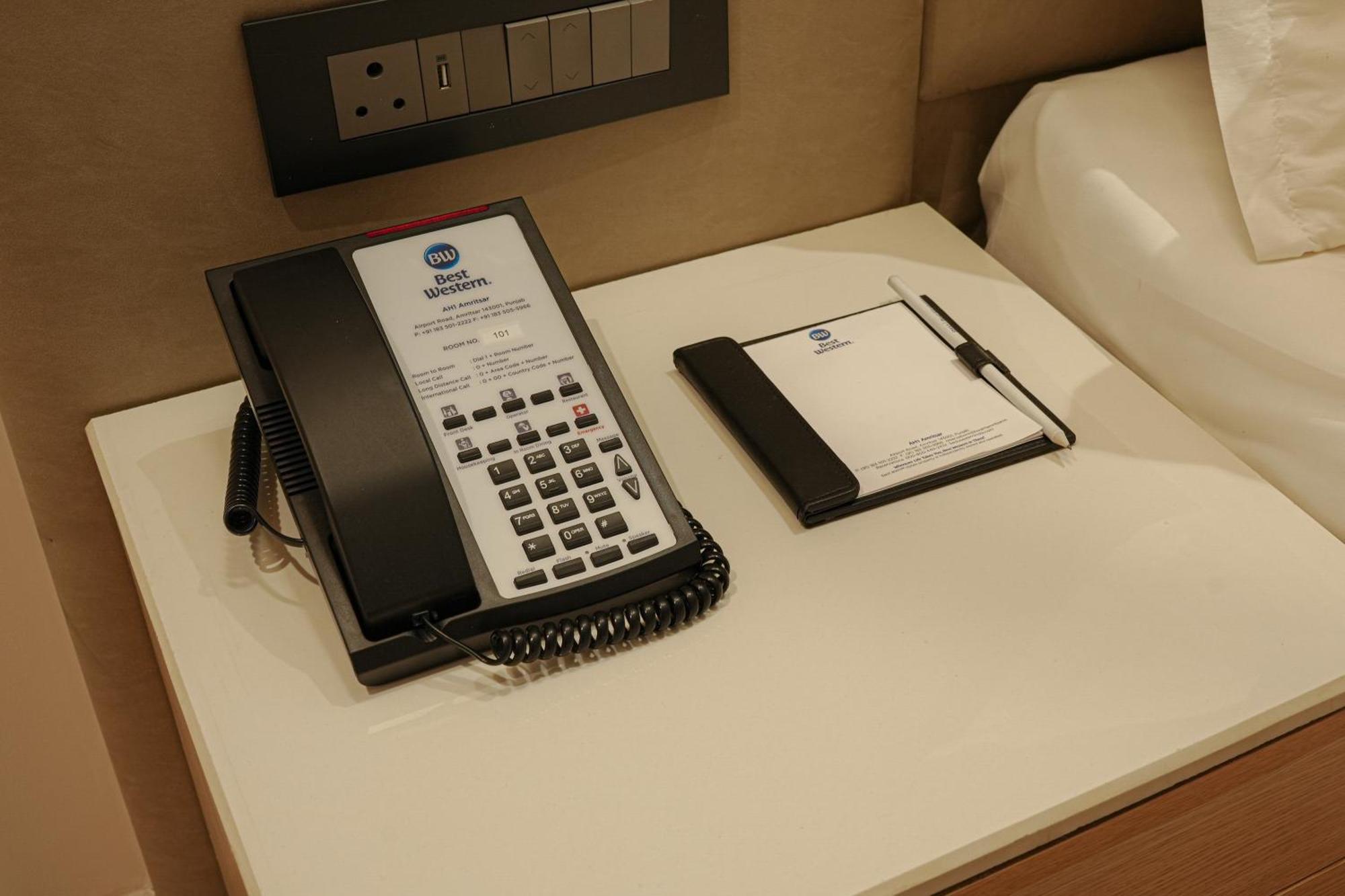 Best Western Ah1 Amritsar Exterior photo